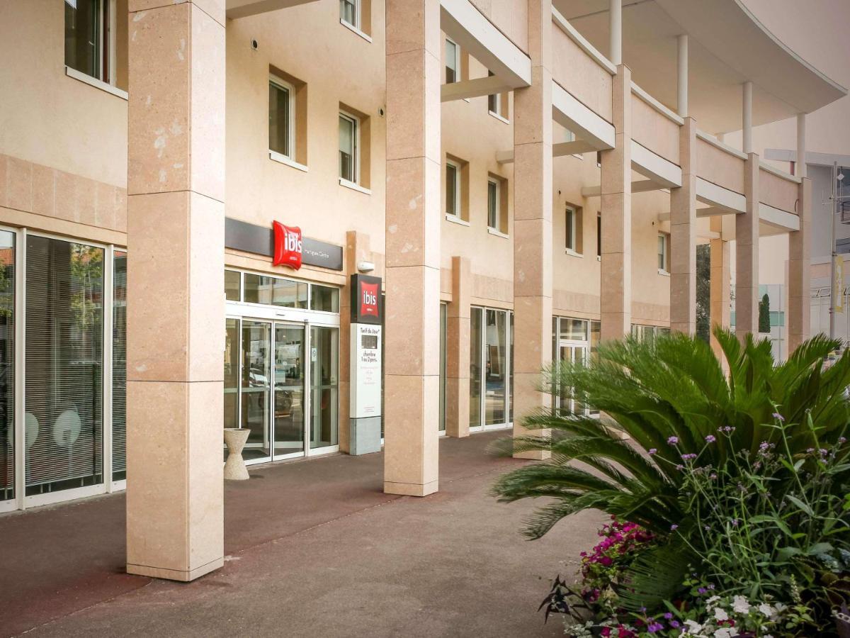Ibis Centre Hotel 3*